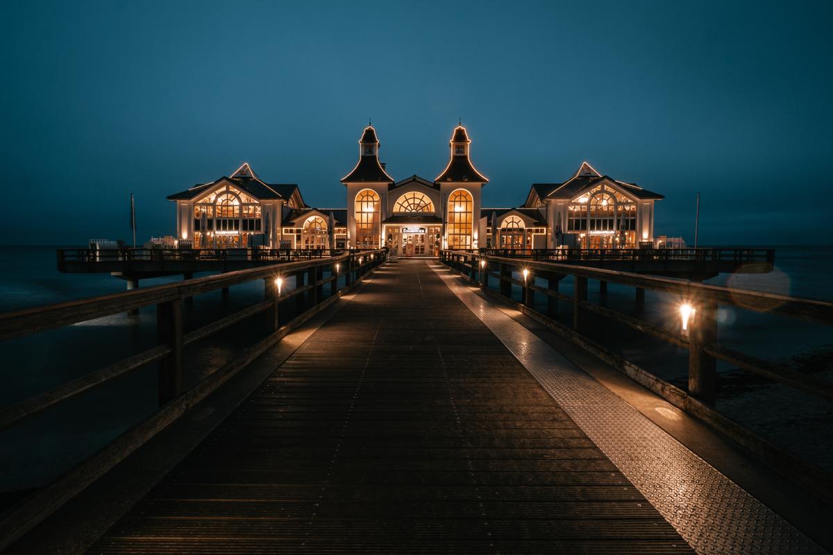 Seebrücke Sellin bei Nacht