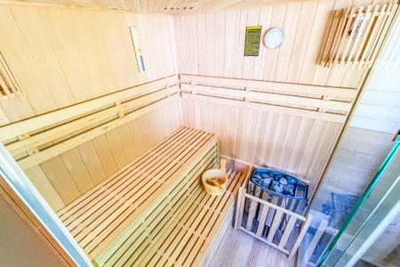 Holli mit Sauna