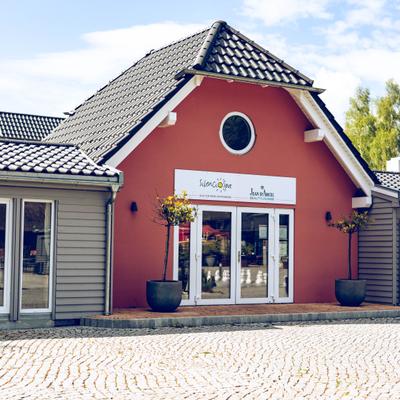 SilencioSpa Außenansicht rotes Gebäude