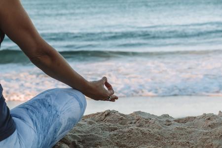 Yoga auf dem Campingplatz