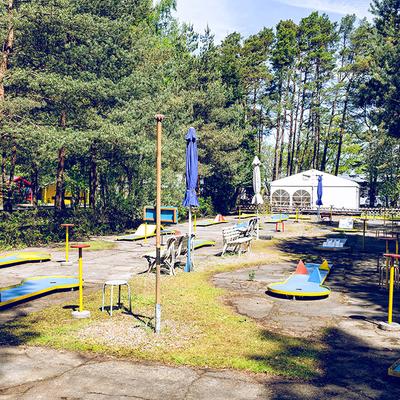 Prerow Minigolf Wald 