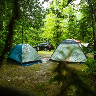 Camping bei Regen mit Kindern